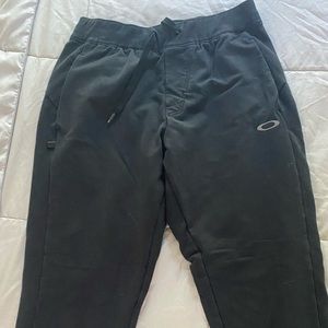 Oakley Joggers